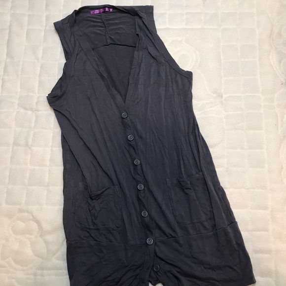 SMART SET Button Vest - Picture 2 of 5